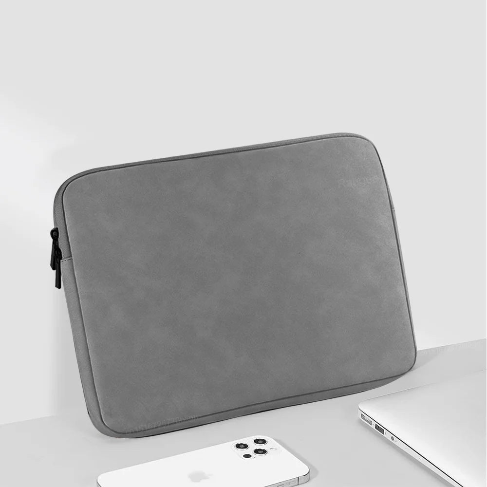 Housse de Protection Laptop – MacBook / PC 13” à 15.6” – Antichoc & Waterproof | TravelisyTech